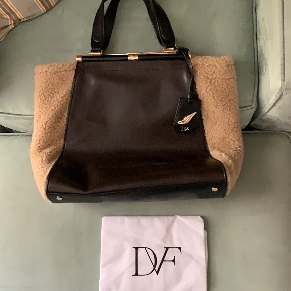 DVF winter purse.  Used once.  Perfect condition.